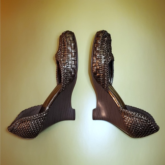 🌸2 For $15🌸 Anne Michelle 'Edgy-15' Gold Wedge Heels - US Women's Size 7.5 - Picture 5 of 9